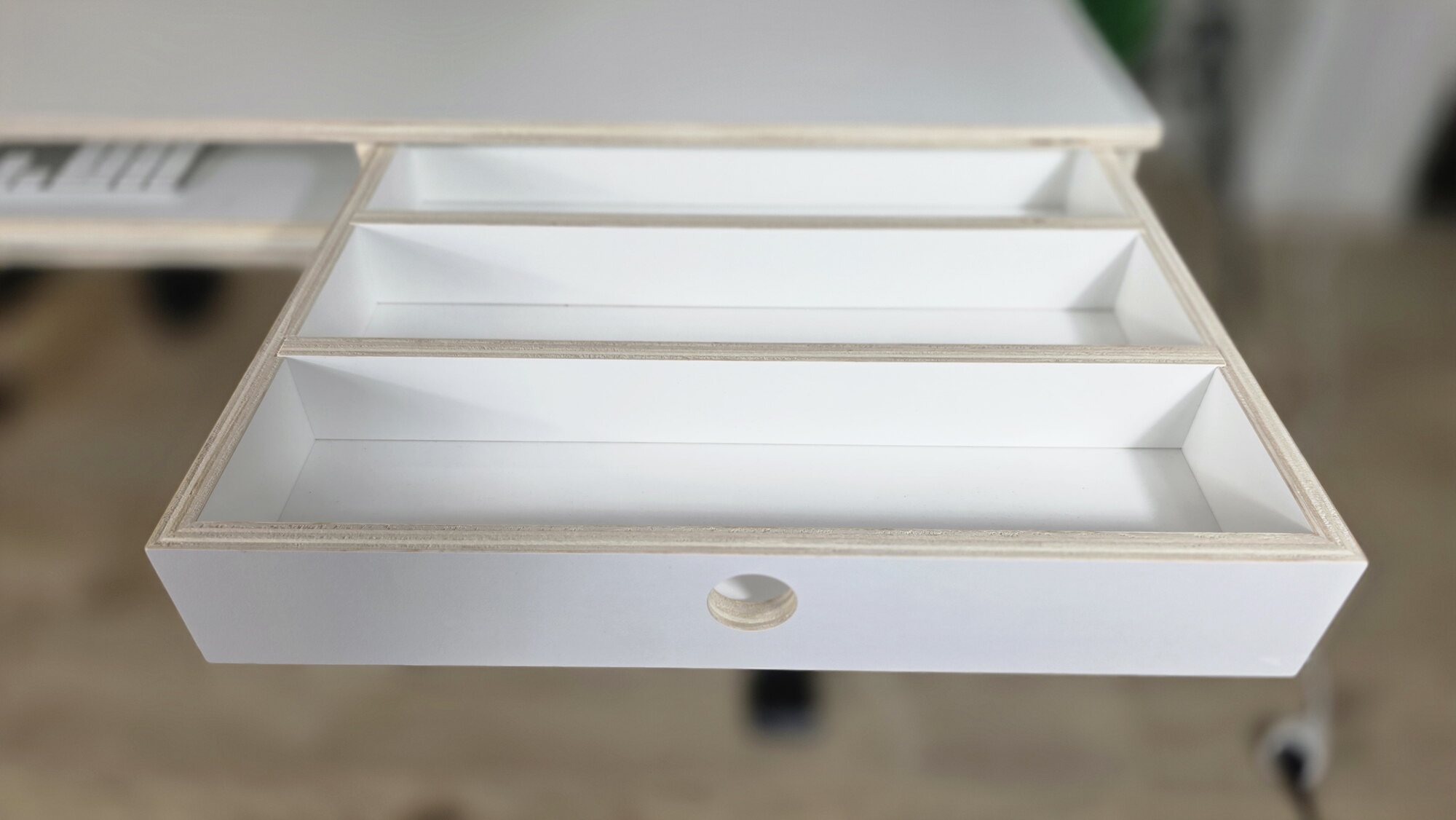AARON 01 — Organizer-Schublade